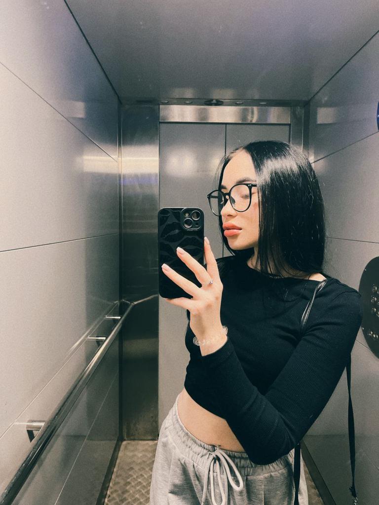 Содержанка Лилия 24 года желает познакомиться