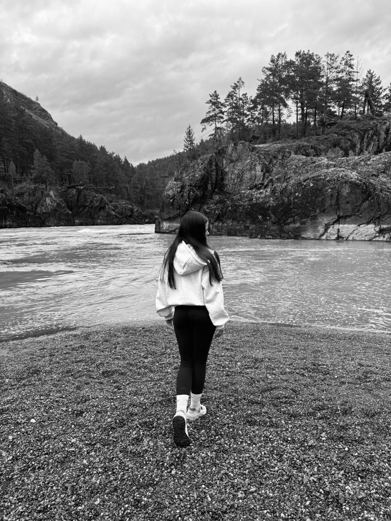 Содержанка Ангелина 23 года желает познакомиться