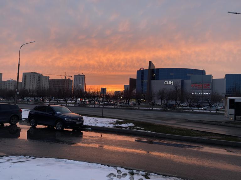 Содержанка Юлия 19 лет желает познакомиться