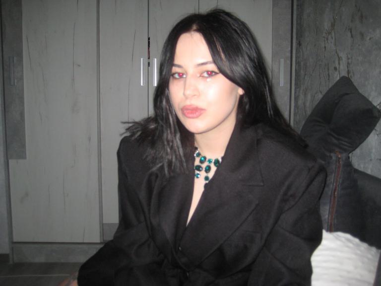 Содержанка Лиза 18 лет желает познакомиться