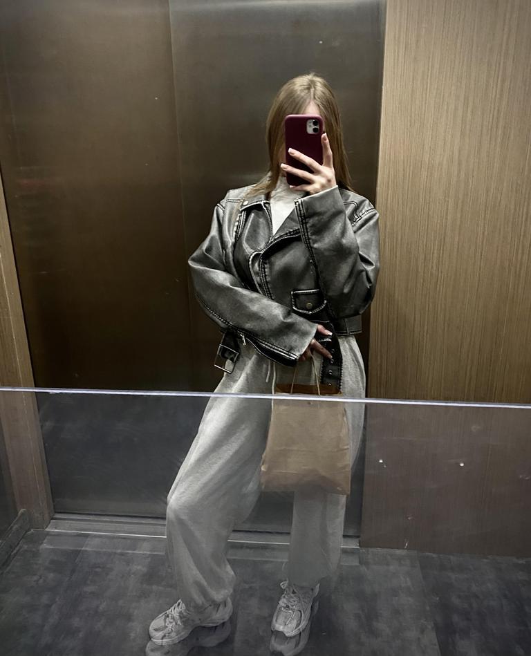 Содержанка Виктория  22 года желает познакомиться