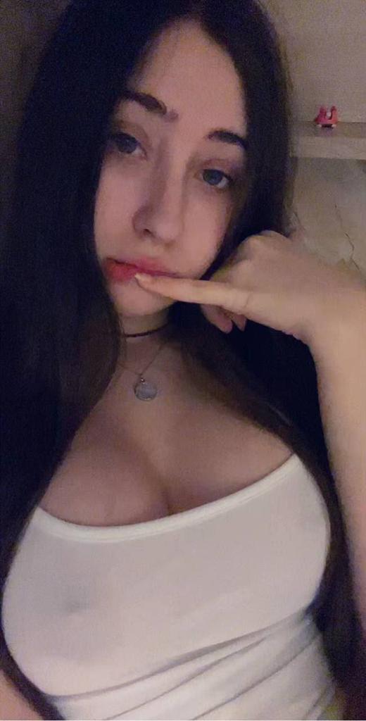 Содержанка Алина 20 лет желает познакомиться