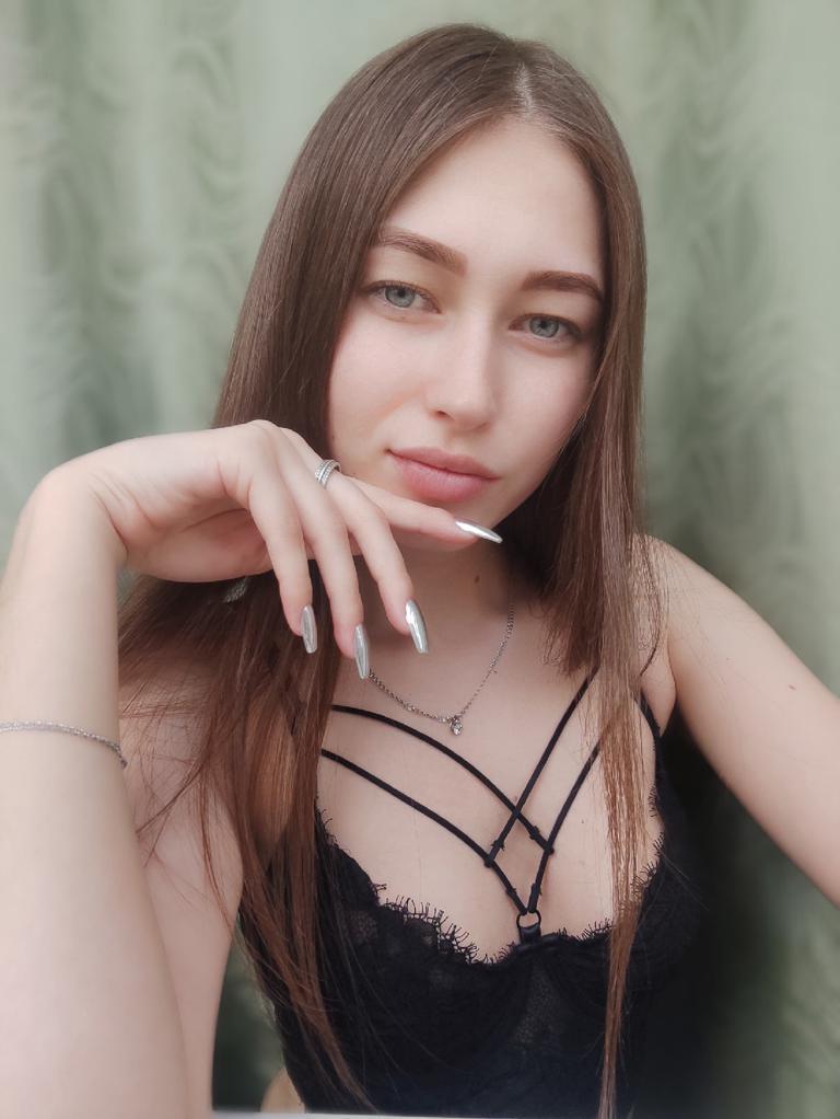 Содержанка Анастасия 18 лет желает познакомиться
