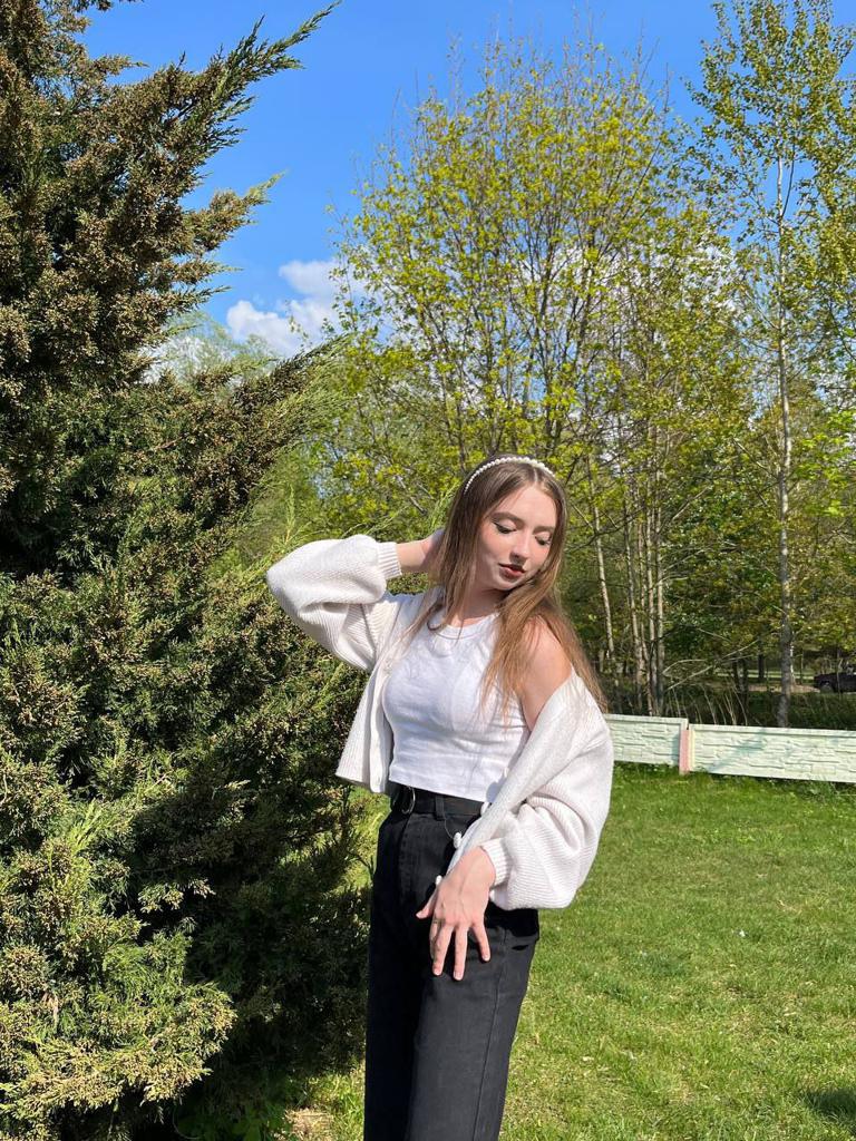 Содержанка Дарья 21 год желает познакомиться