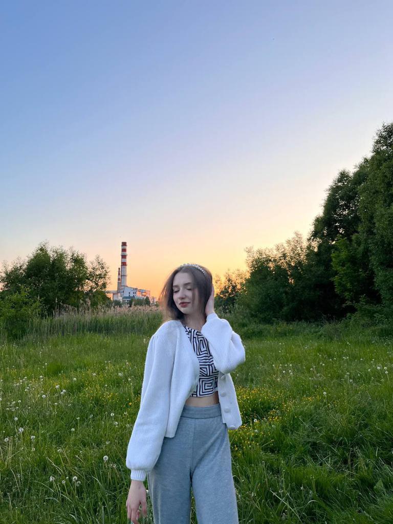 Содержанка Дарья 21 год желает познакомиться