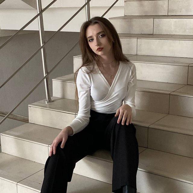 Содержанка Дарья 21 год желает познакомиться