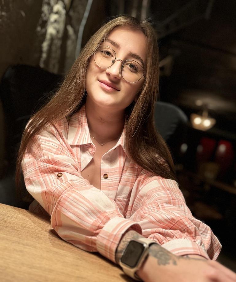 Содержанка Екатерина 23 года желает познакомиться