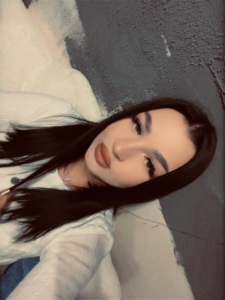 Содержанка Эммелина 22 года желает познакомиться