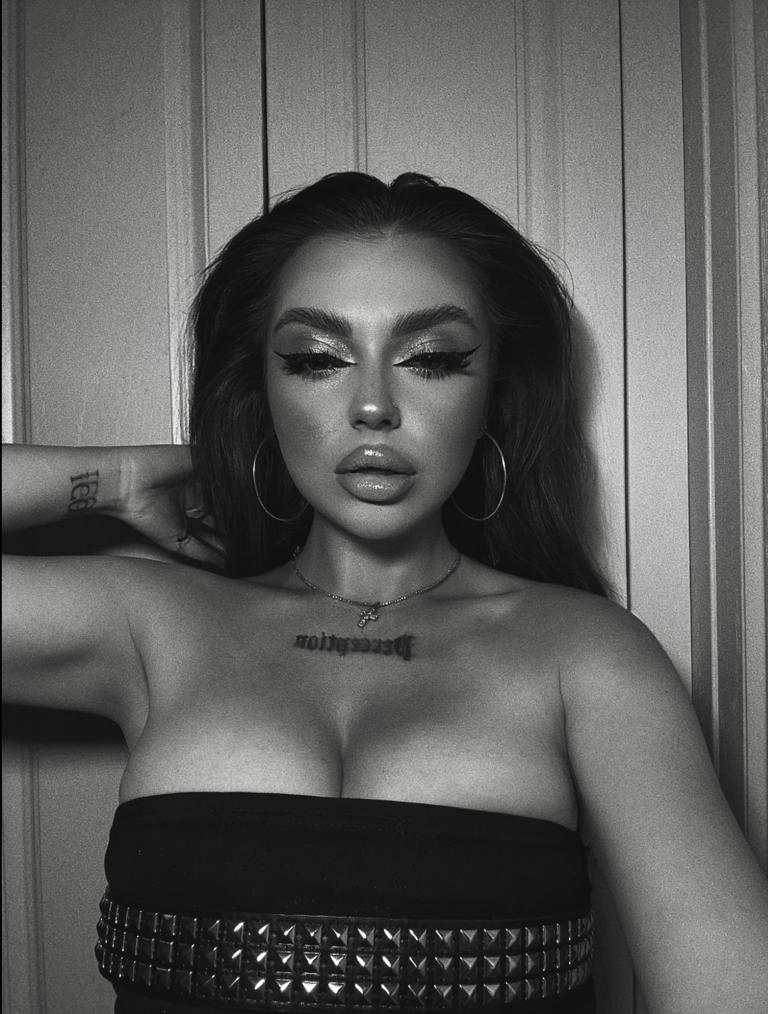 Содержанка Карина 23 года желает познакомиться