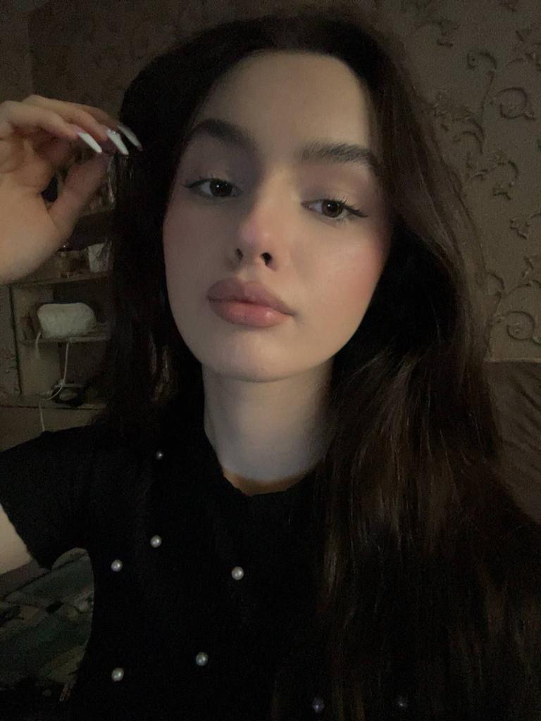 Содержанка надя 19 лет желает познакомиться