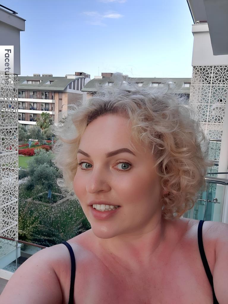 Содержанка Оля 39 лет желает познакомиться