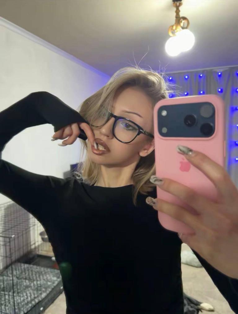 Содержанка Vi 23 года желает познакомиться