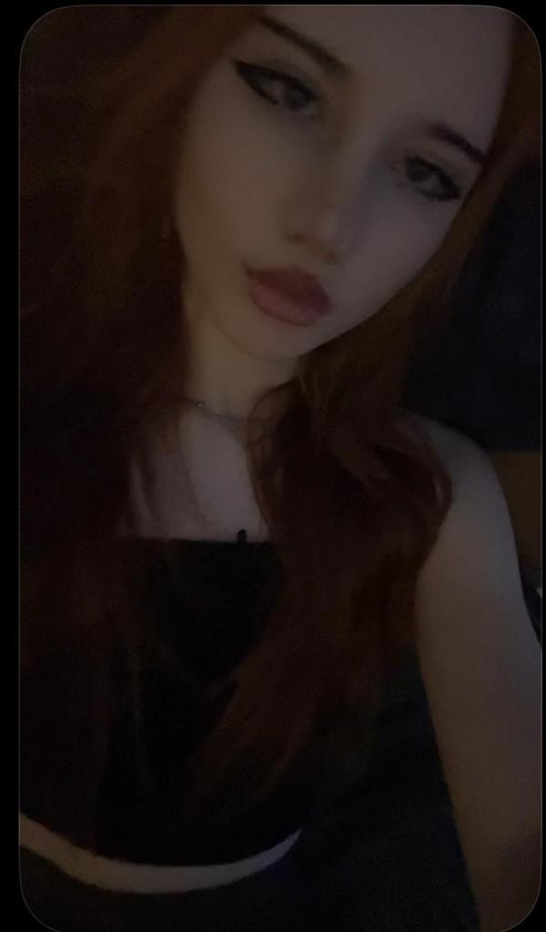 Содержанка Дарья 18 лет желает познакомиться