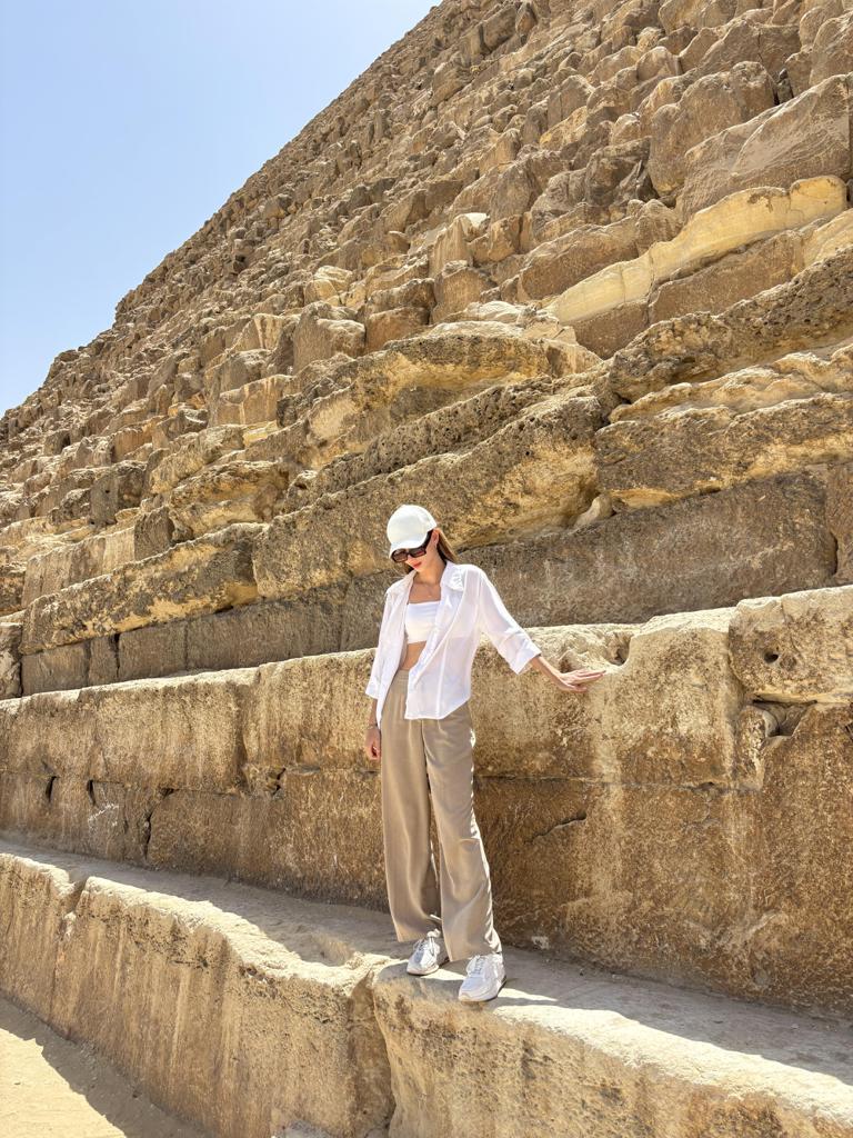 Содержанка Полина 19 лет желает познакомиться