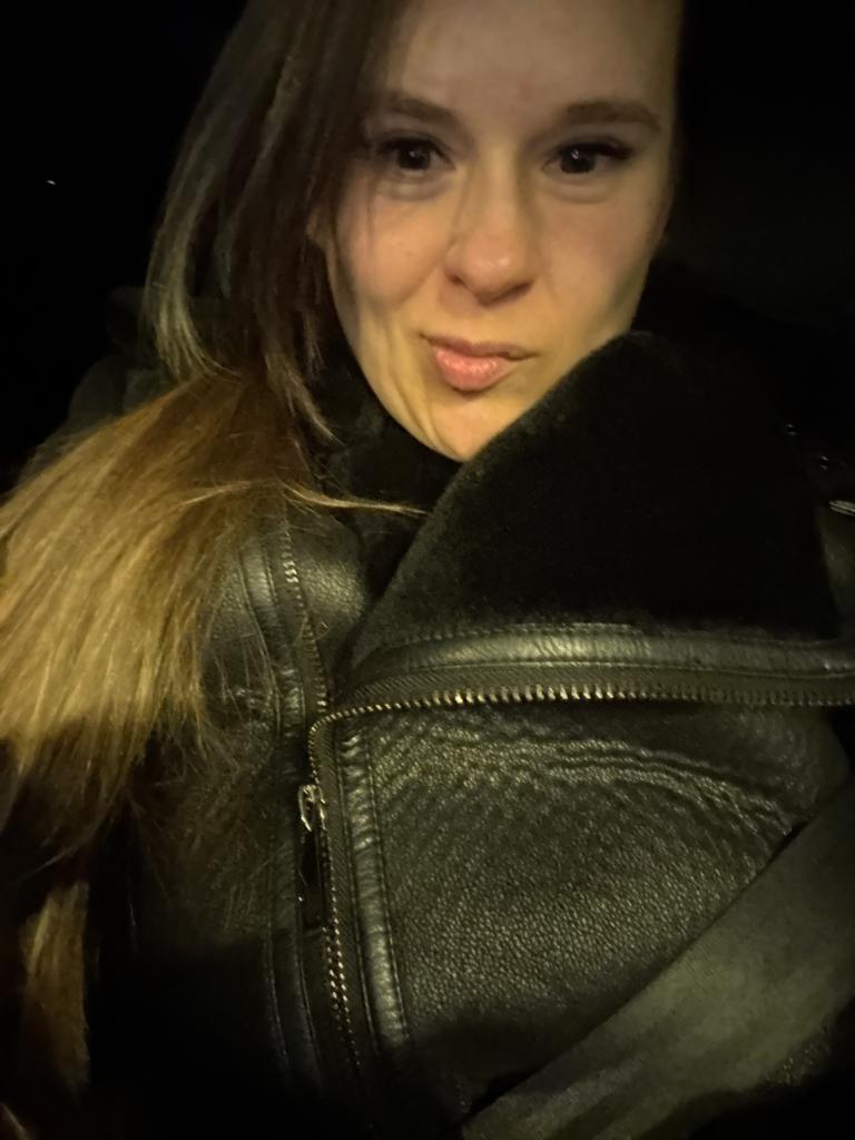 Содержанка инга 26 лет желает познакомиться