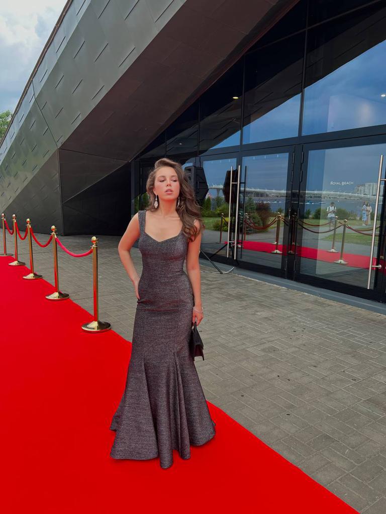 Содержанка Kiara 18 лет желает познакомиться