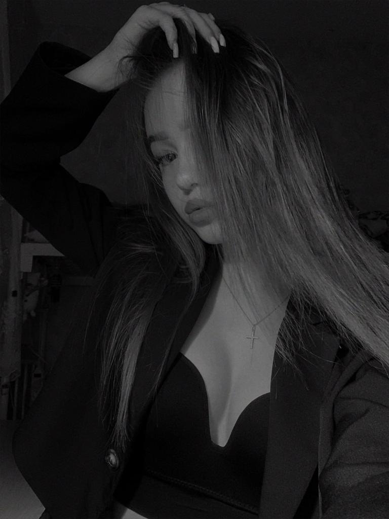 Содержанка Ксения 21 год желает познакомиться