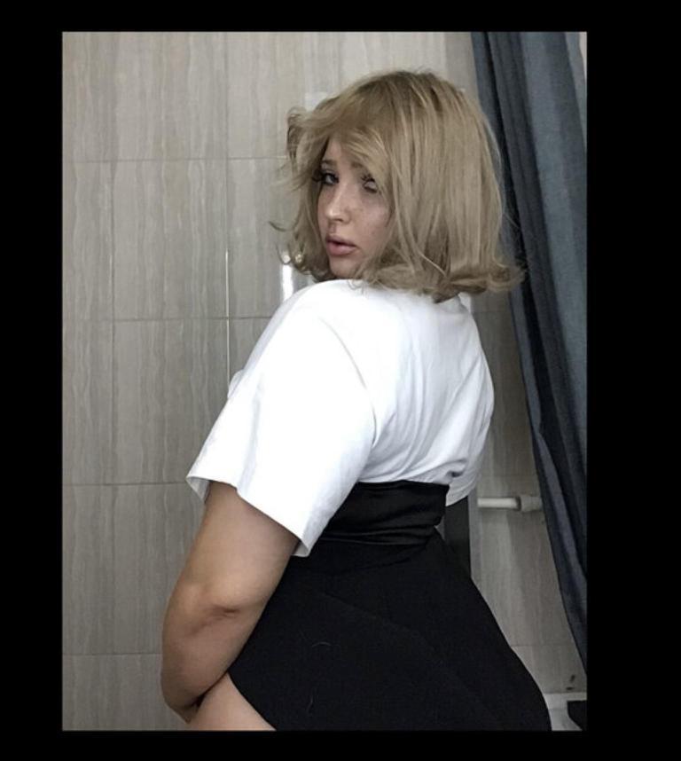 Содержанка Мария  20 лет желает познакомиться