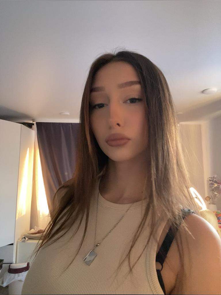 Содержанка Виола 21 год желает познакомиться