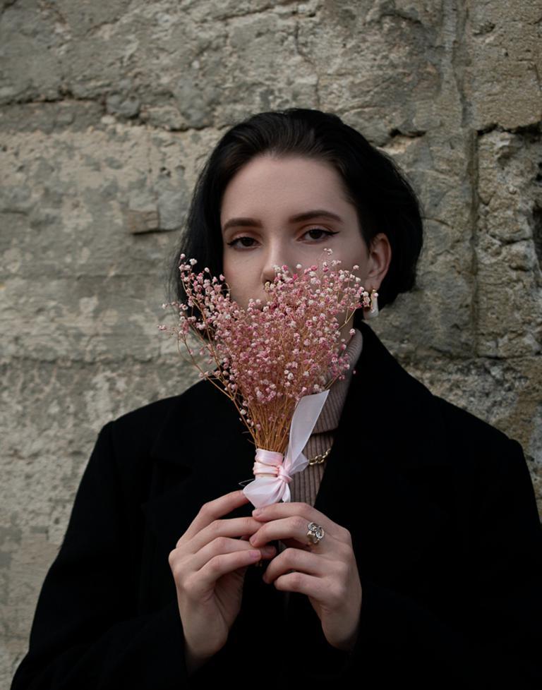 Содержанка Виолетта 21 год желает познакомиться