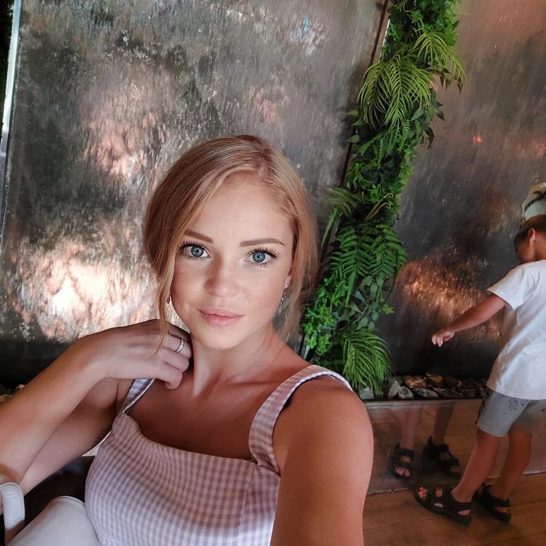 Ксения, 34 года, Санкт-Петербург - ищет спонсора, любовника, богатого ...