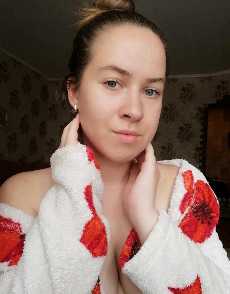 Анастасия, 25 лет, Саратов - ищет спонсора, любовника, богатого мужчину ...