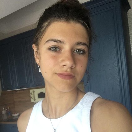 Содержанка Оля 22 года