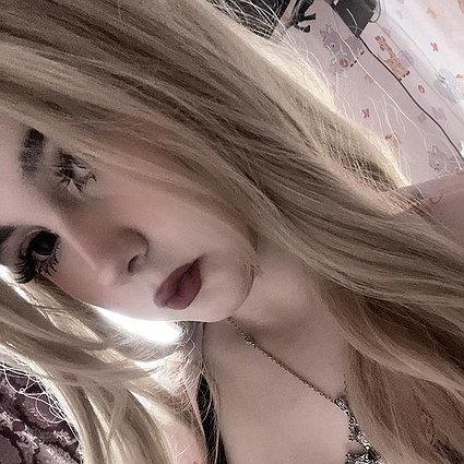Содержанка Лизуля 18 лет
